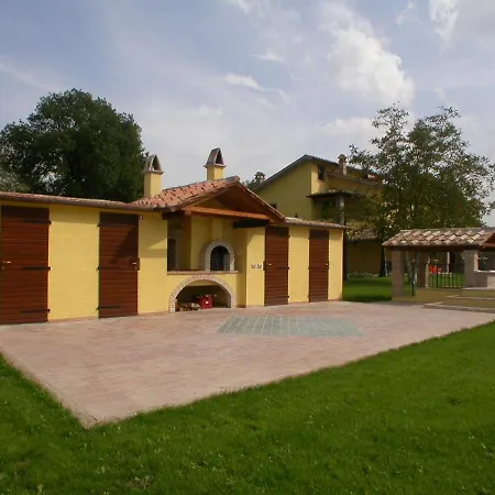 Casavacanze Sant'eugenia Apartahotel 3*